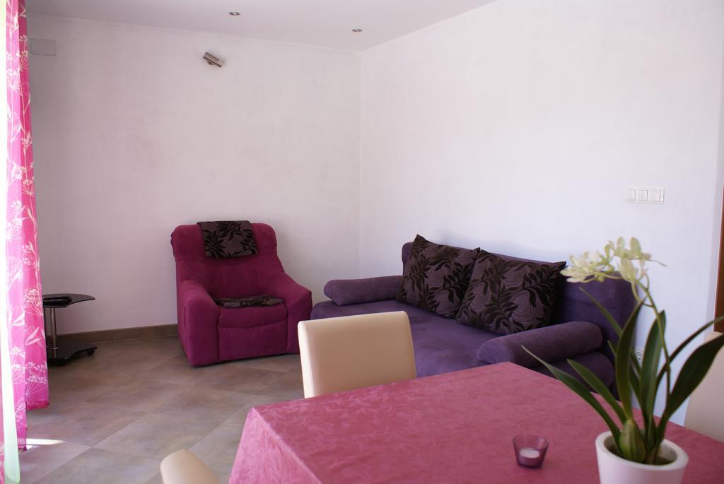 Apartment Adria Sun Porat  Bagian luar foto